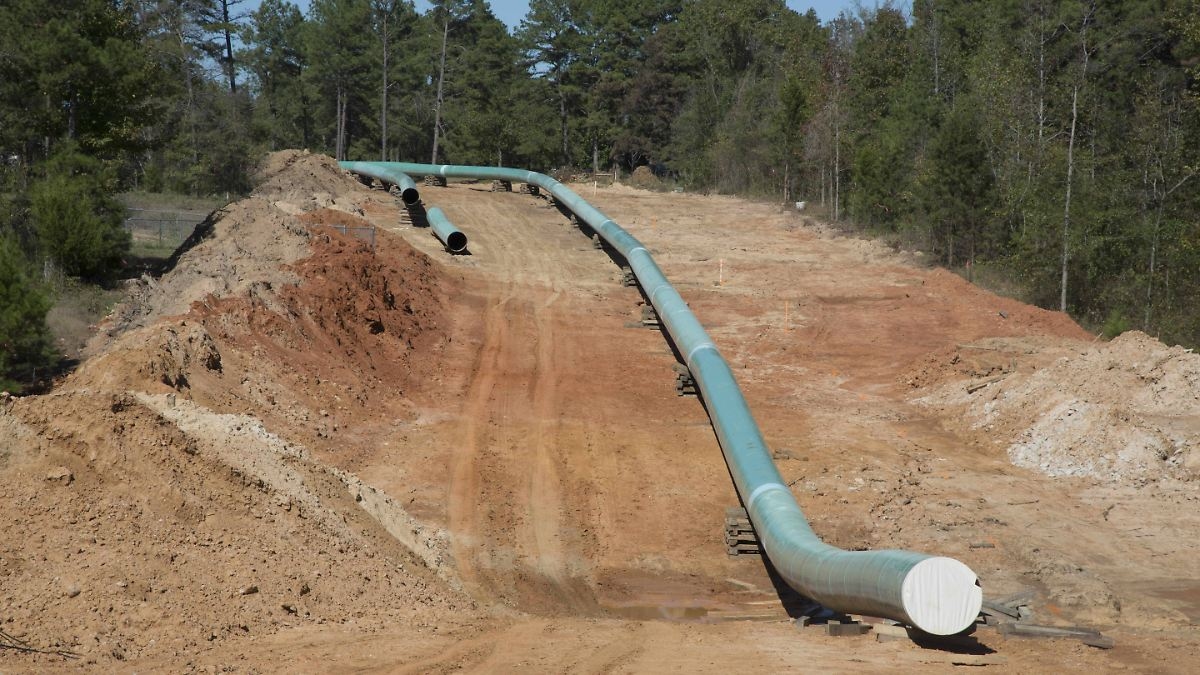 "Zeer slecht behandeld": Trump wil Keystone-pijpleidingproject nieuw leven inblazen