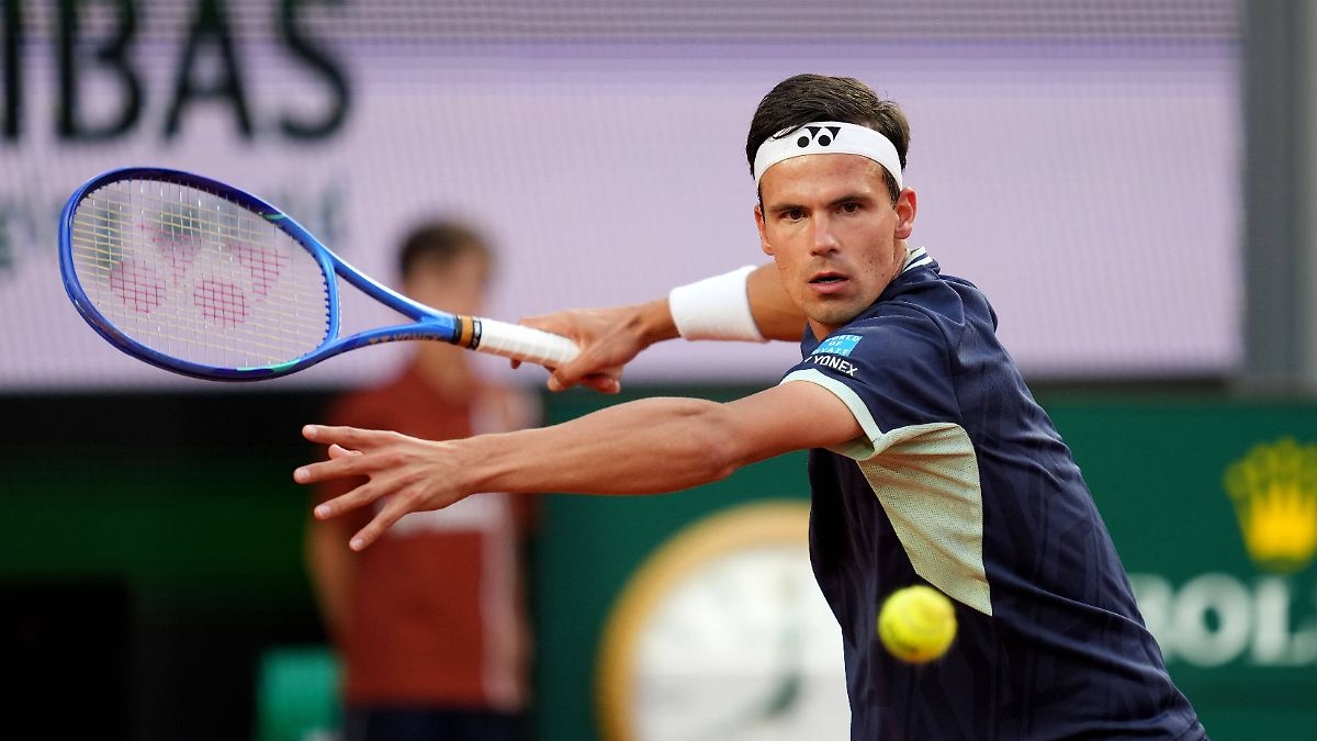 German out at French Open: Altmaier angry about himself, the music - and the result