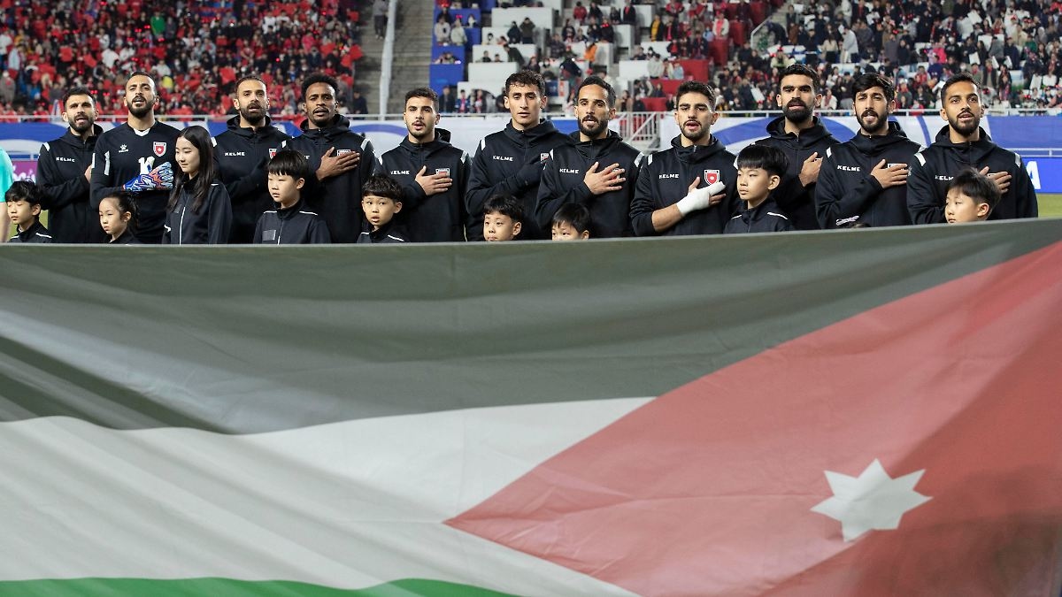 Szalona historia z Jordanii: Piłkarz z niemieckich prowincji osiąga sensacyjną kwalifikację do Mistrzostw Świata