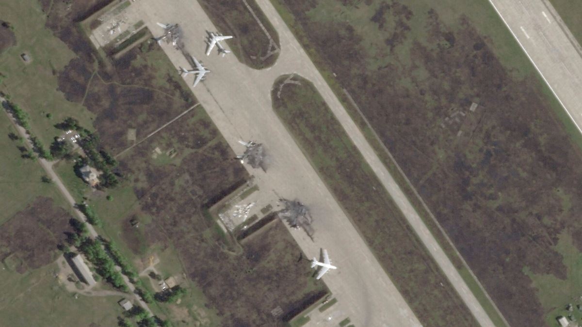 Bei ukrainischem Drohnenangriff: Freuding: Russland verliert jeden zehnten strategischen Bomber