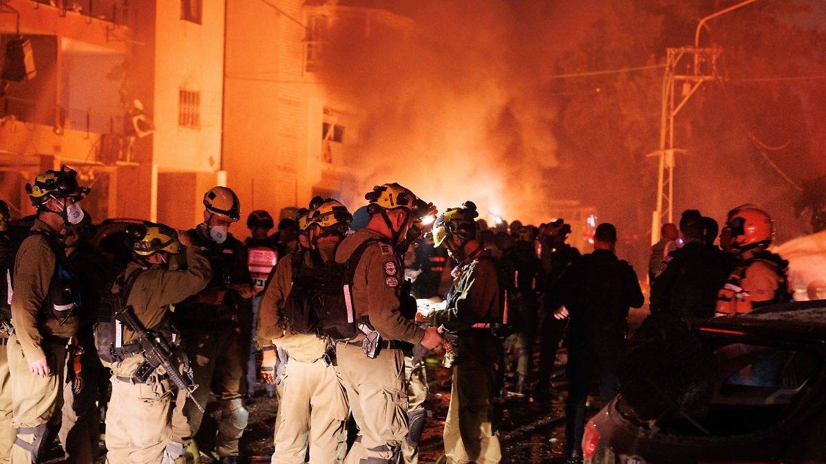 Irã ataca Israel: fortes explosões abalam Jerusalém e Haifa