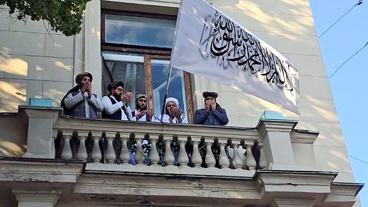 Afghanistan wird Gastransitkreuz: Als erstes Land weltweit: Russland erkennt Taliban an