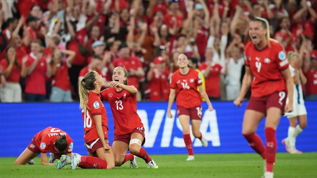 Ook Noorwegen bereikt: Zwitserse vrouwen trillend naar kwartfinales EK