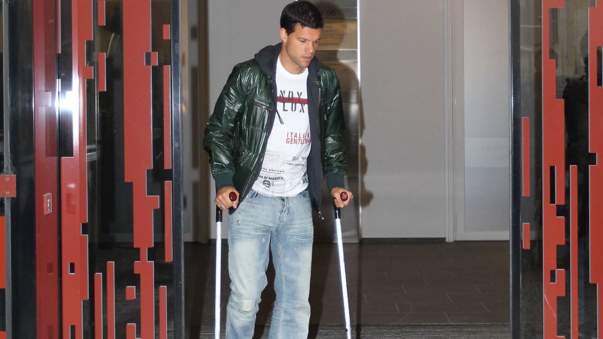 Klap, trashtalk, blessure: toen Boateng's nare trap Michael Ballack in de buitenspelpositie katapulteerde