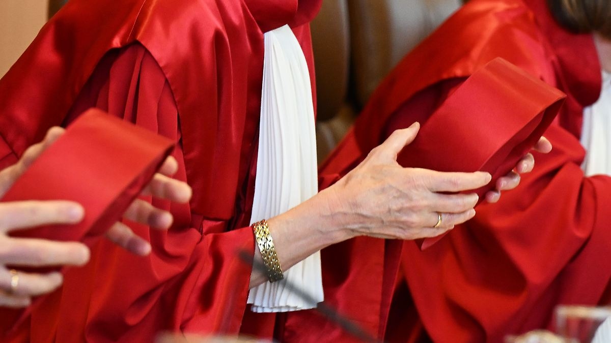 Левая партия возмущена выборами судьи: «Коалиция и утечки информации снова торпедируют процесс»