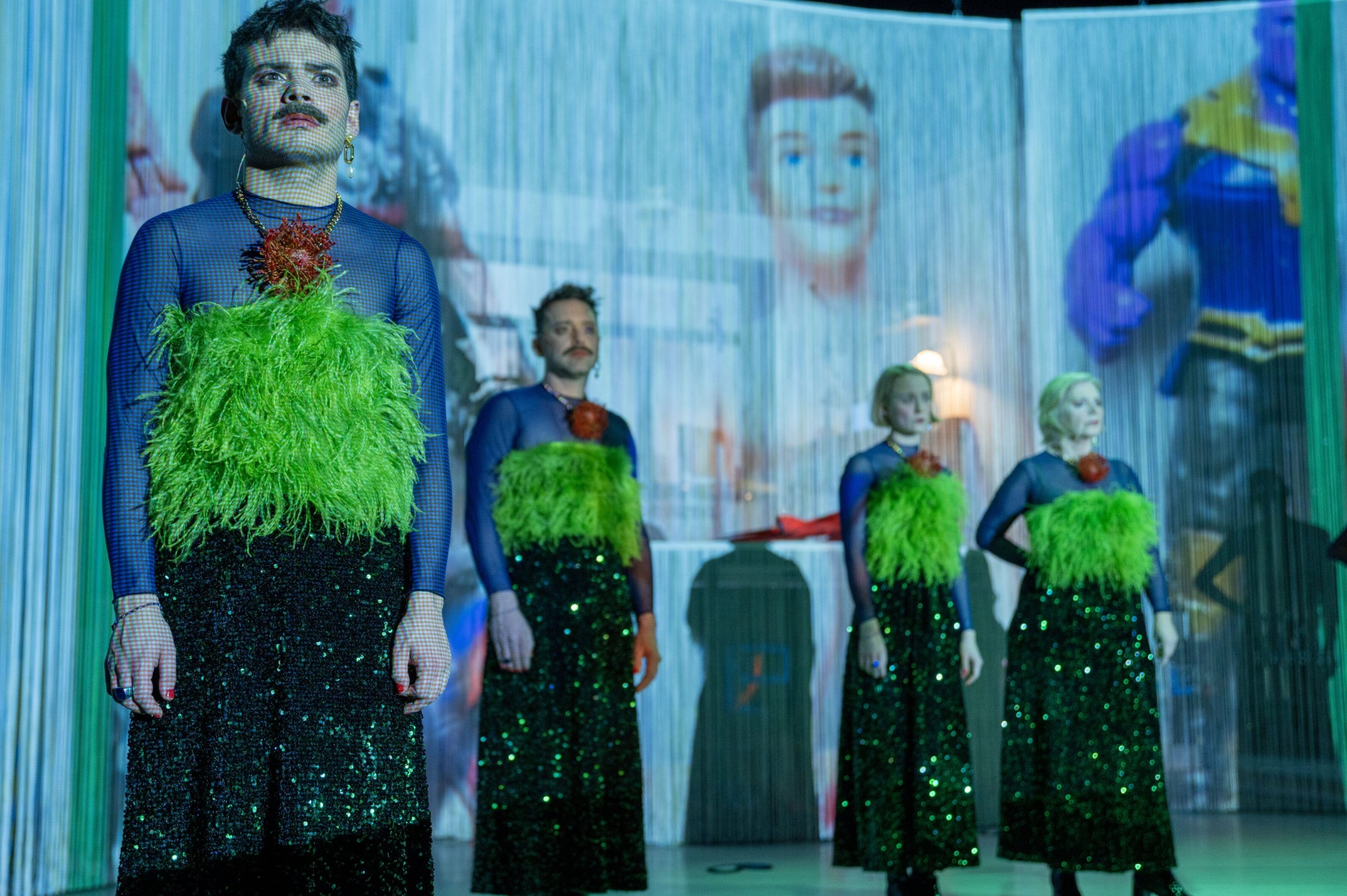 Berliner Theatertreffen | Novel »Blood Book«: Nightmare Family