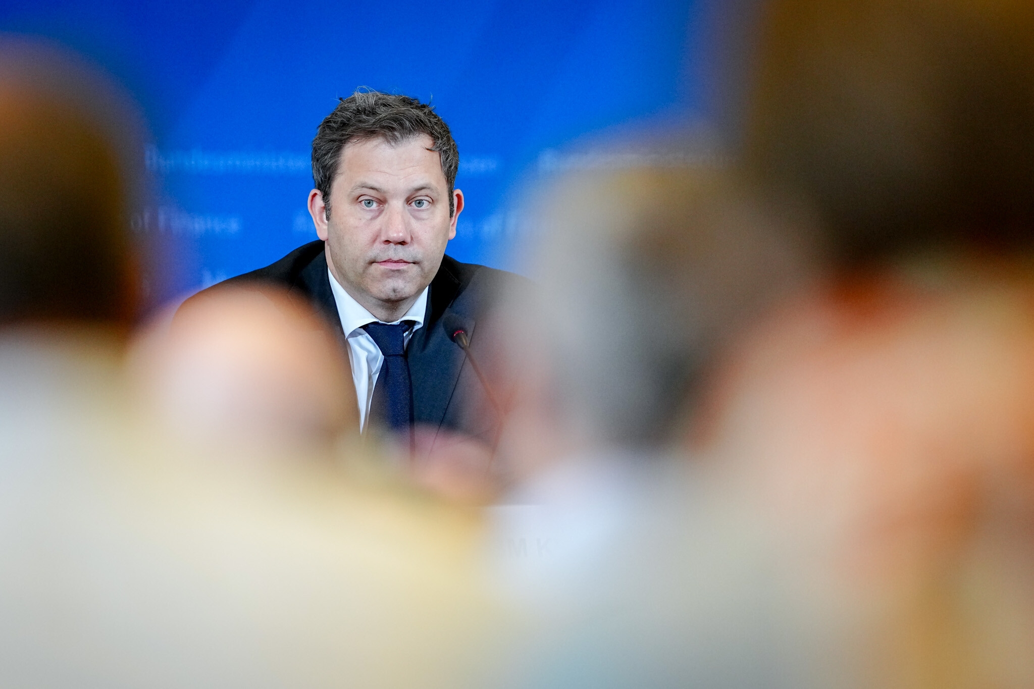 SPD | Lars Klingbeil: Napoleon with SPD party membership card