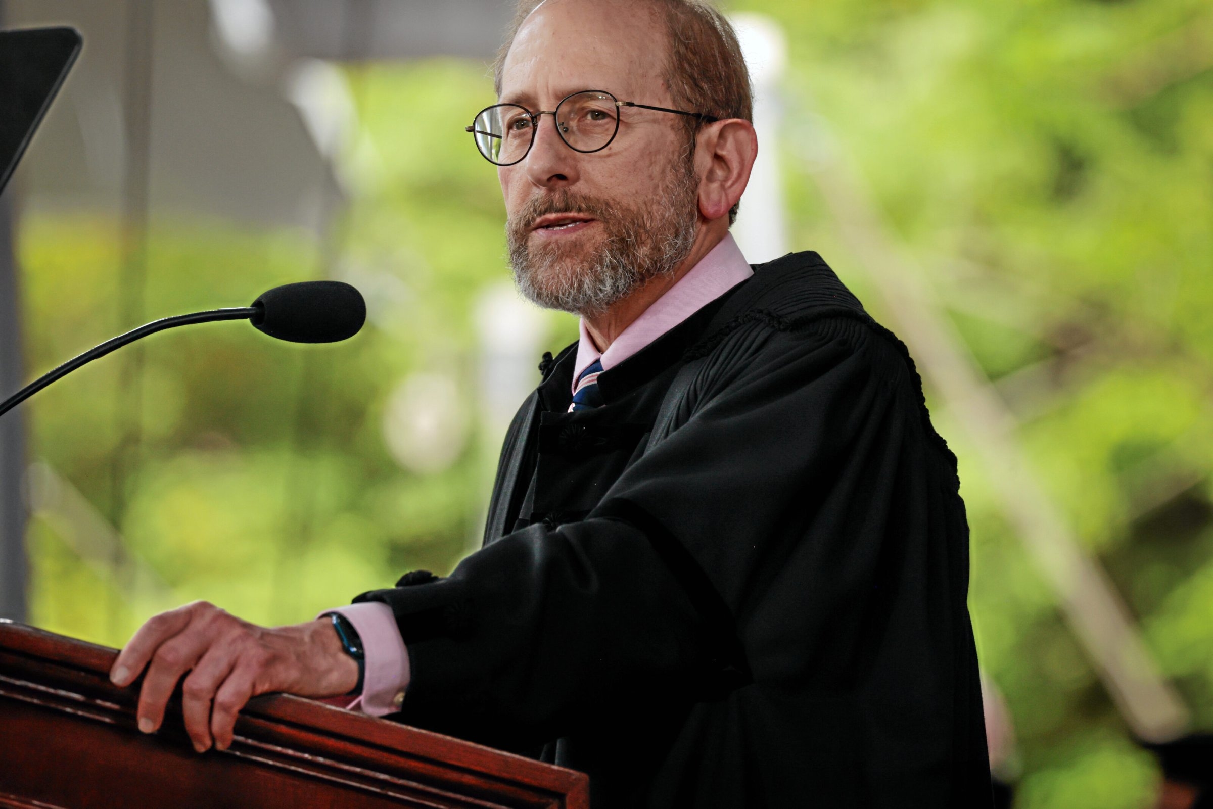 Harvard Trump'a Karşı | Harvard Başkanı Alan Garber direnişin yüzü oldu