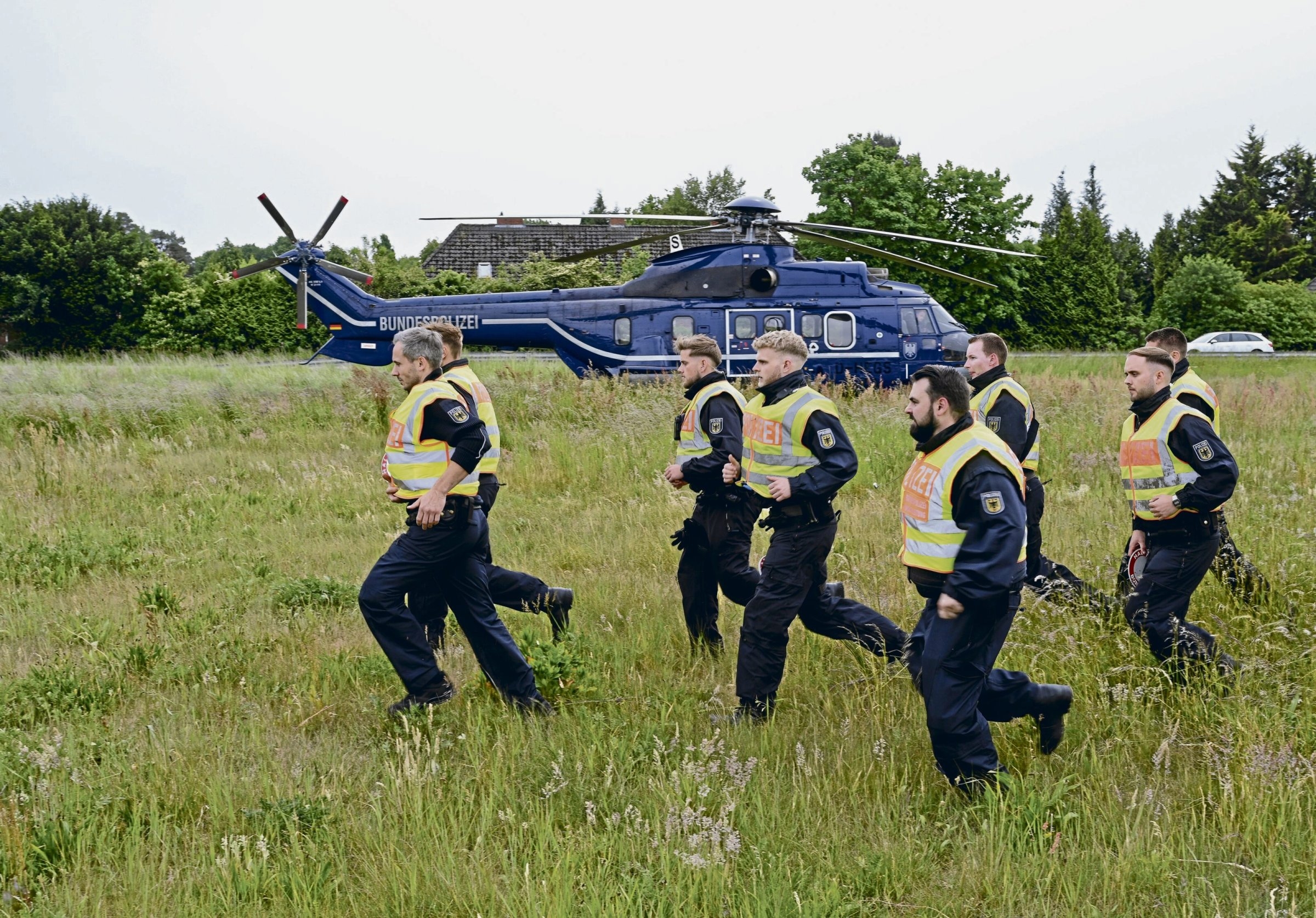 Border controls | Pushing back at the border: "But we will do it"