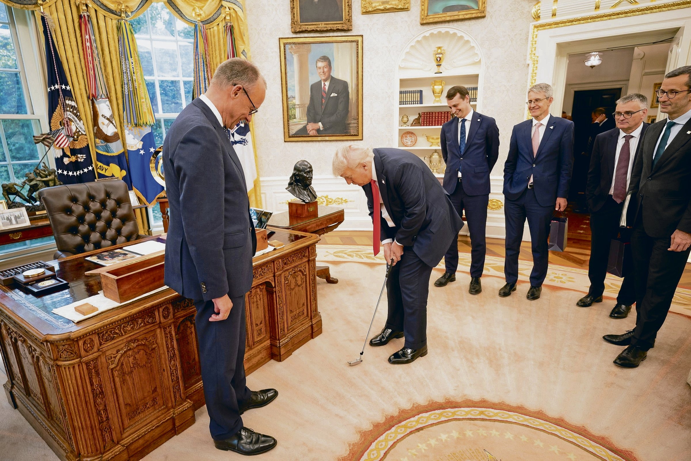 Merz visita a Trump | La visita de Merz a Washington resulta un fracaso