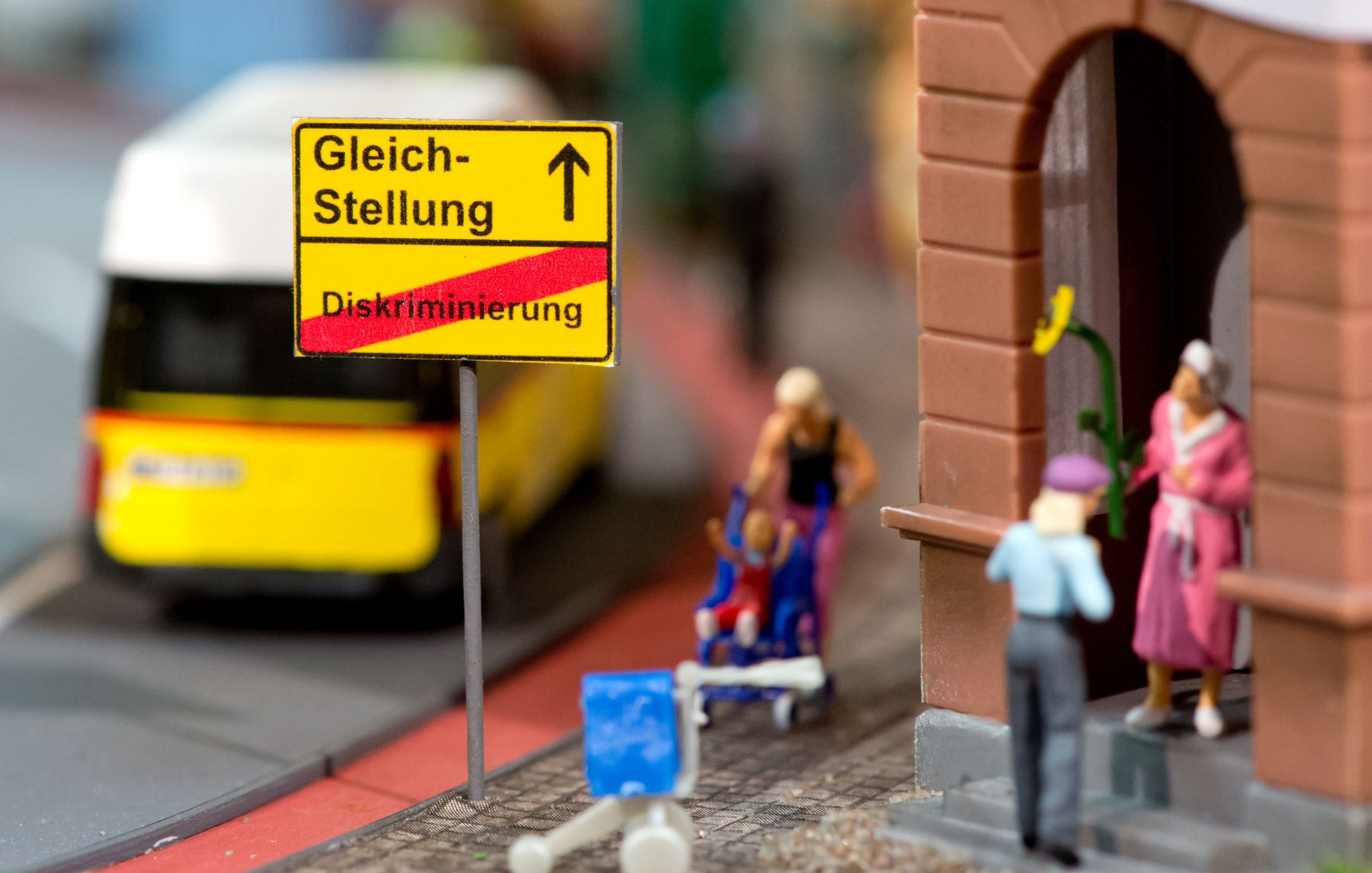 Discriminatie | Enquête: Eén op de vijf ervaart discriminatie op kantoor