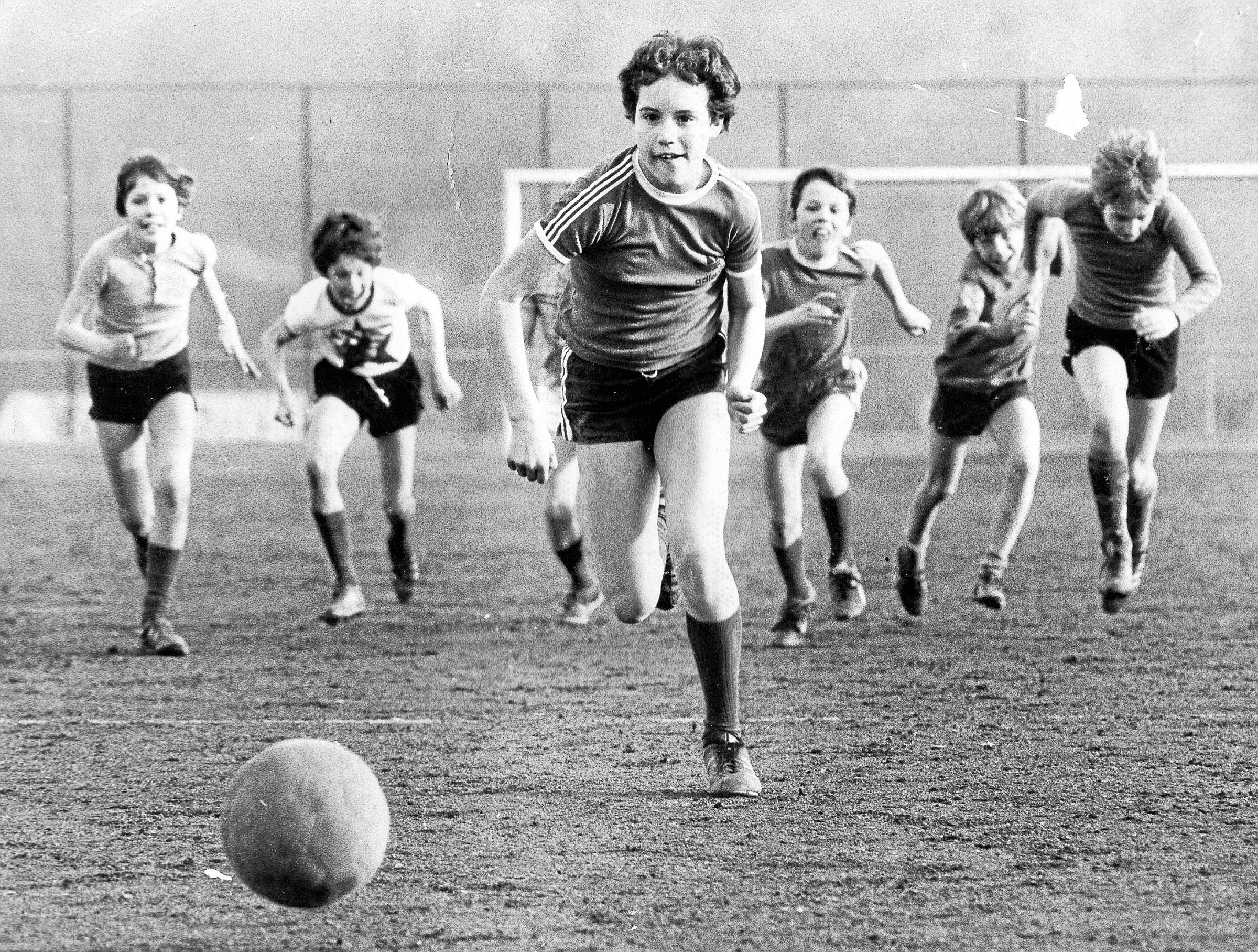 Documentary Women's Football | Women's European Football Championship: To hell with decency
