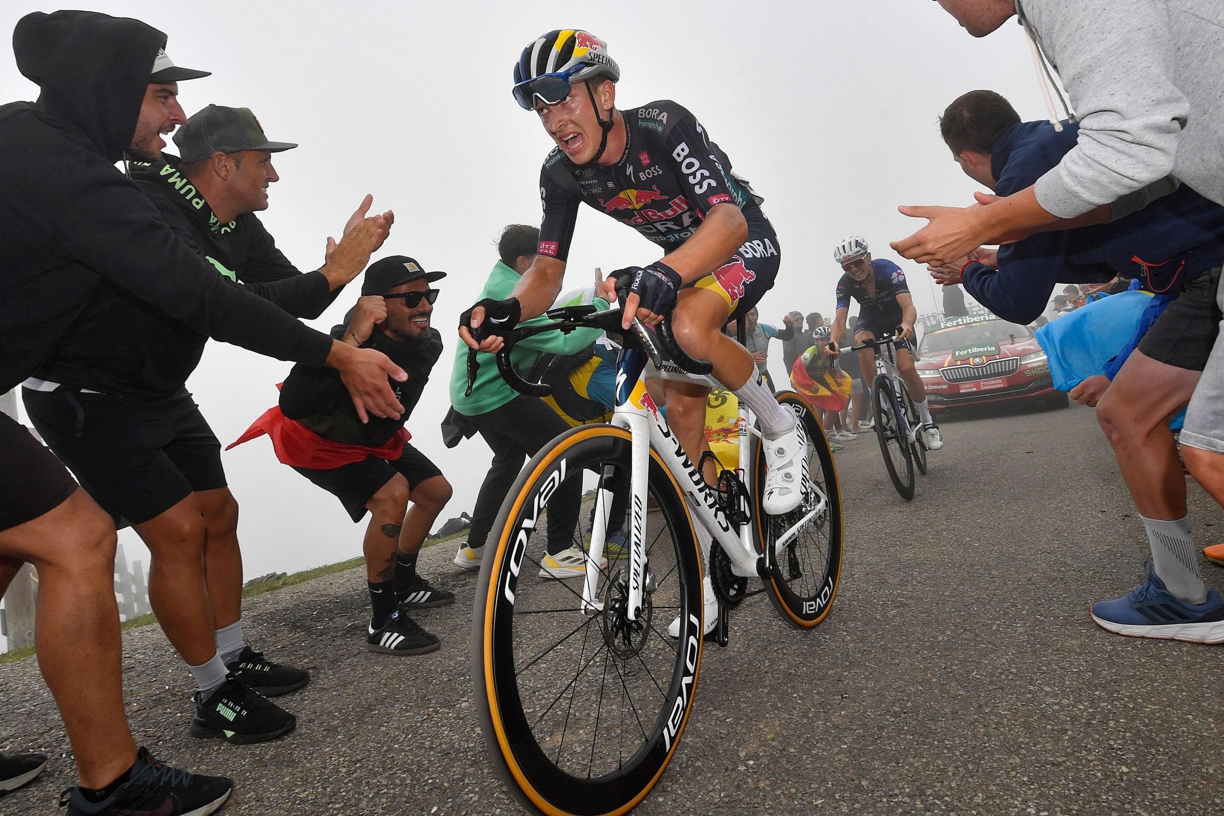 Tour de France | Lipowitz's Tour debut: From water carrier to beacon of hope