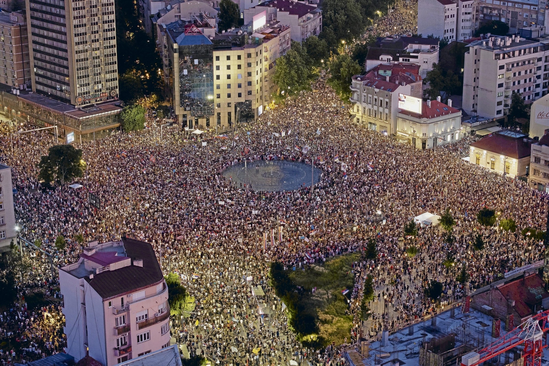 Protests | Serbia: "We are facing a conflict between two futures"