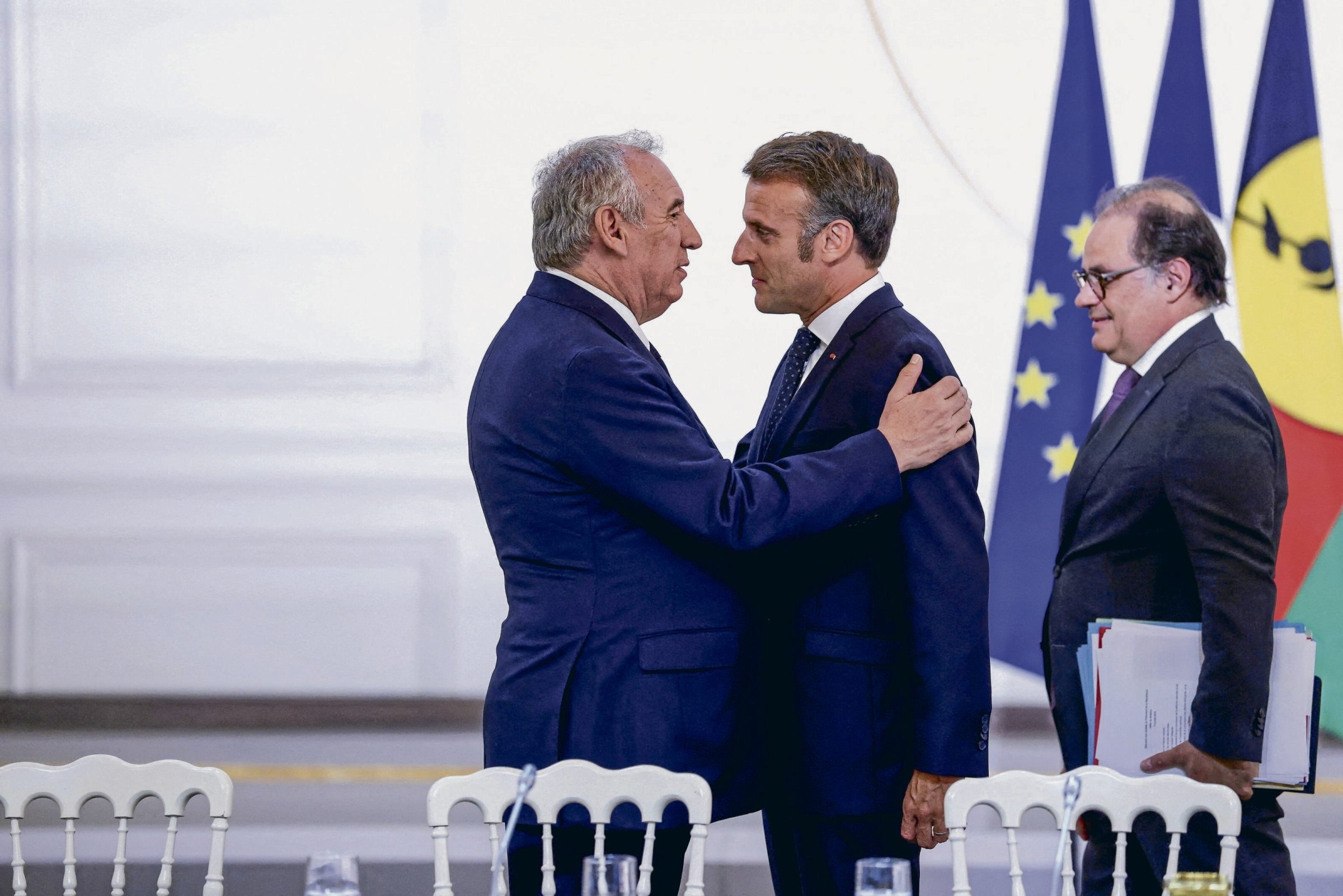 Yeni Kaledonya | Fransa'nın bir devleti içindeki devlet