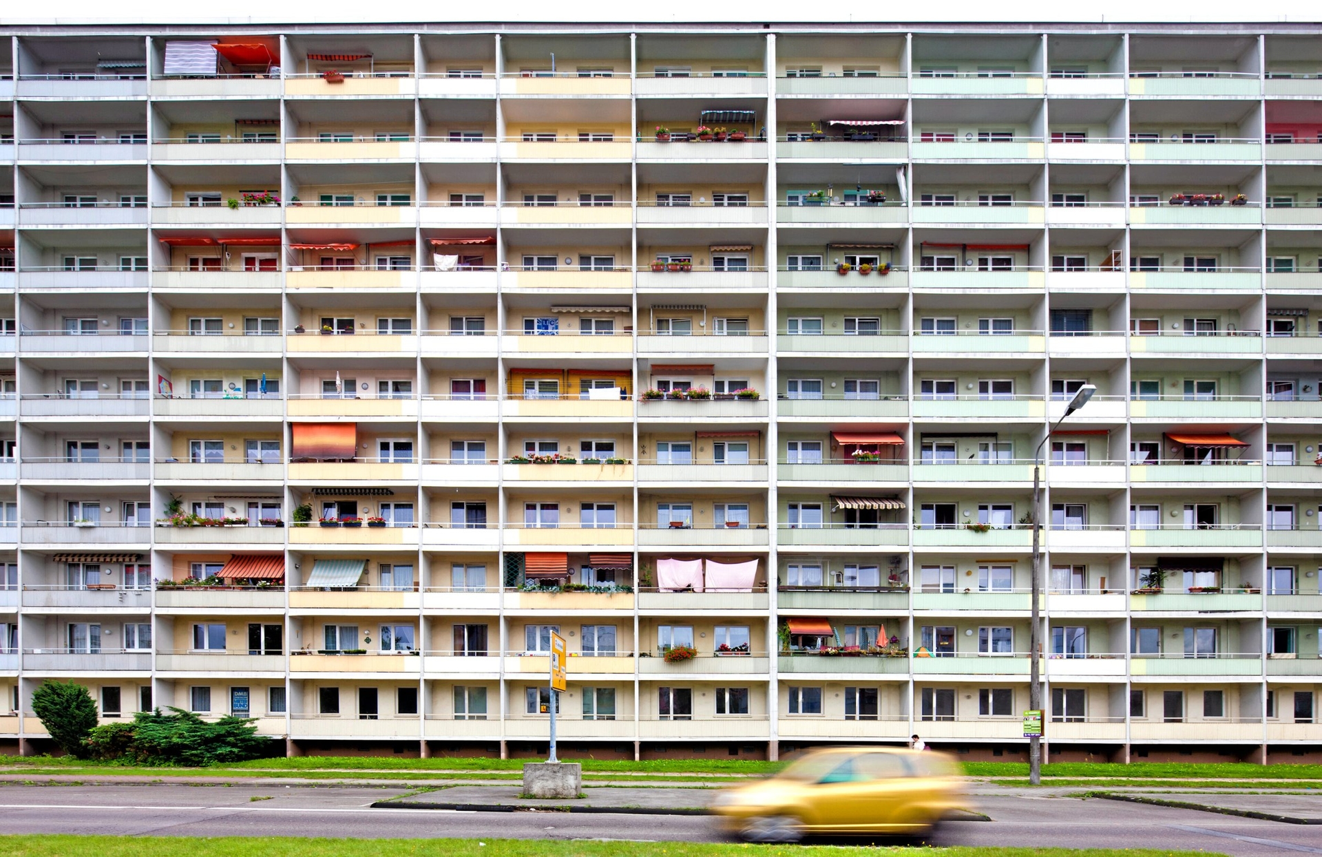 Alemanha Oriental | Saxônia: Lindos apartamentos, quase nenhum inquilino