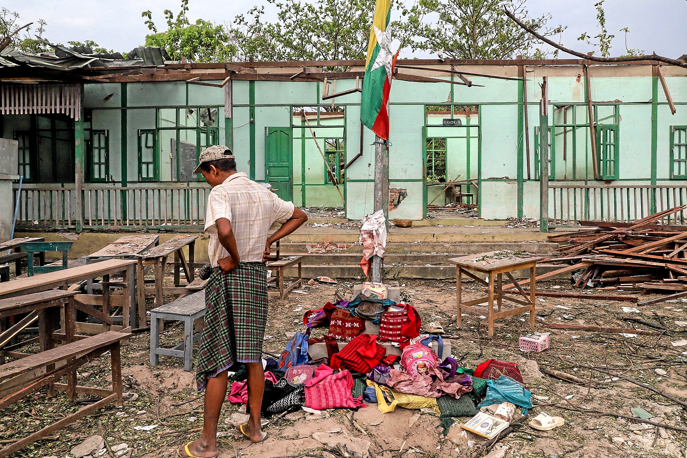 Junta militar | Mianmar: "A situação humanitária é terrível"