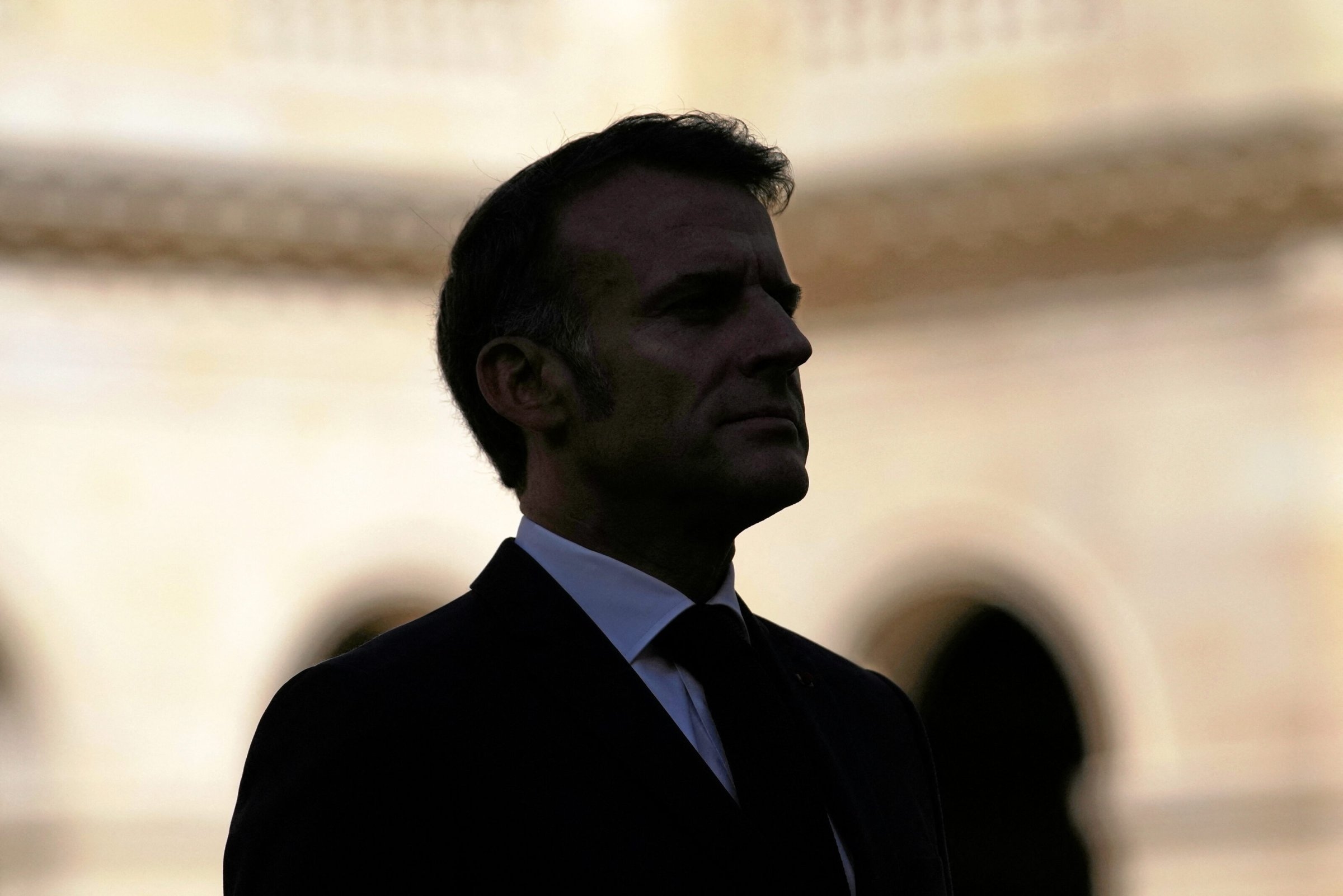 François Bayrou | Dopo il voto di fiducia in Francia: Macron nei guai