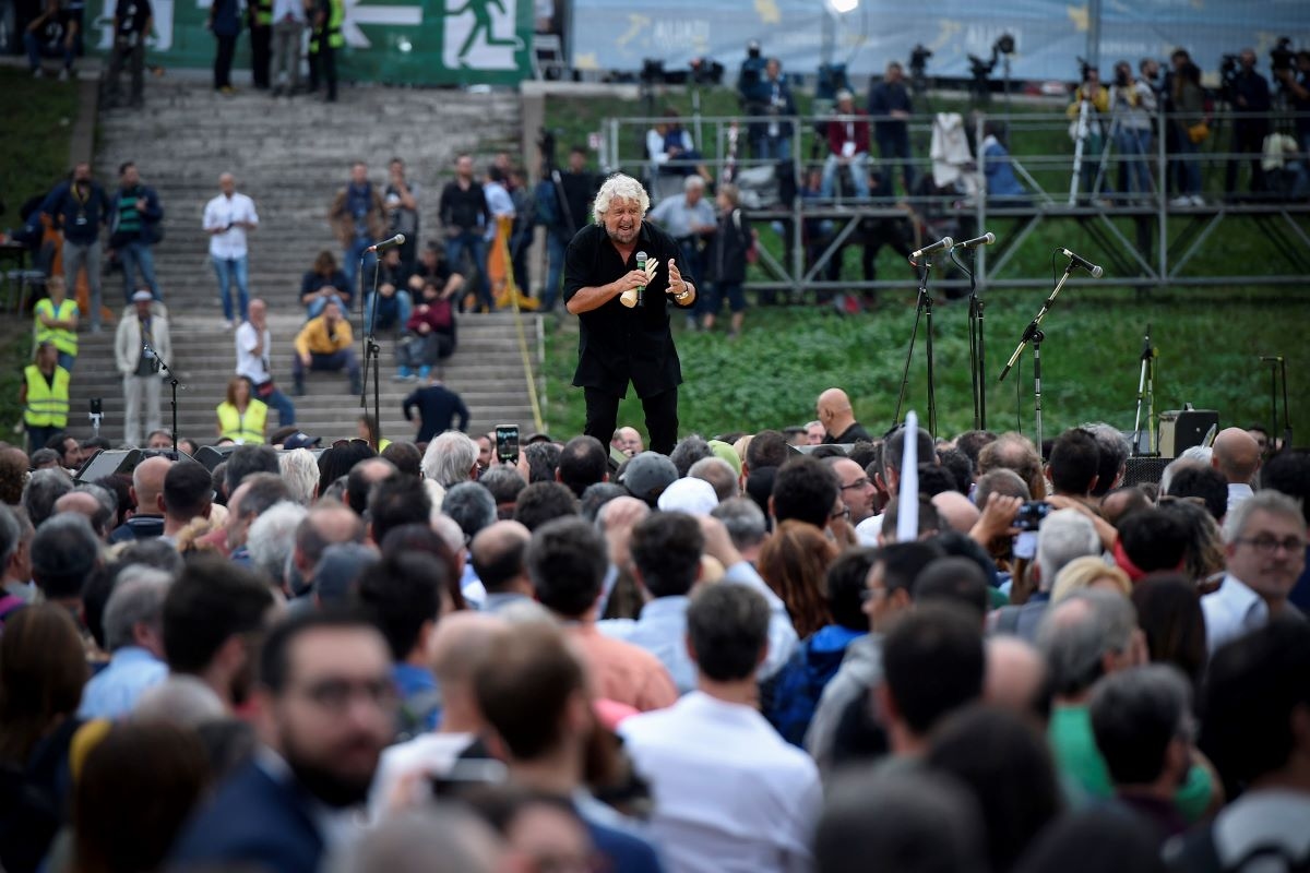 Grillo contro Conte, guerra legale in vista sul simbolo e il nome del M5S: la replica del partito