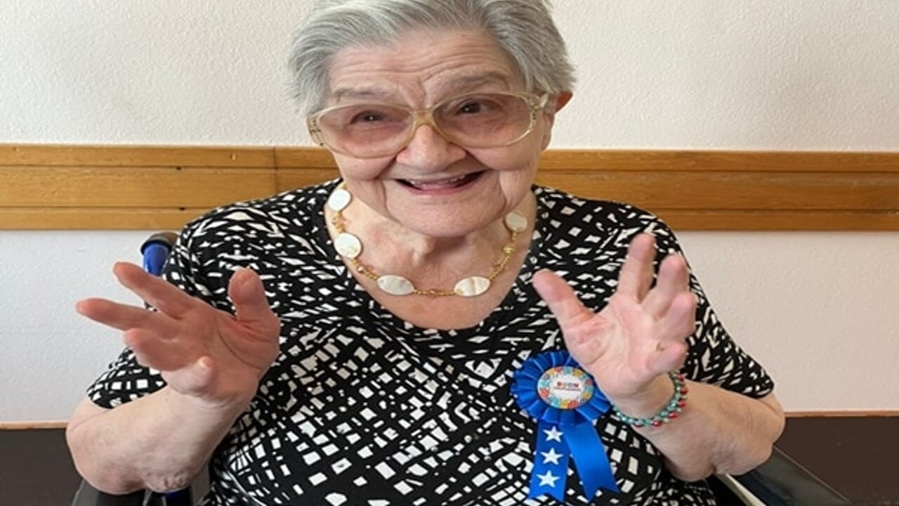 Ida Ferrari rejoint le club des plus de 100 ans et raconte un siècle d'amour, de travail et de résilience