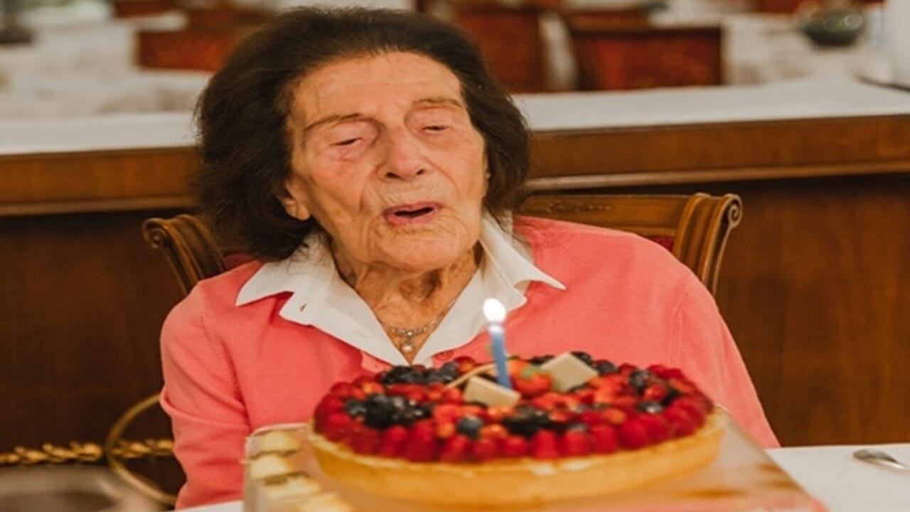 "Avó da Itália" completa 111 anos em Abano Terme: Feliz aniversário, Isabella Pelà!