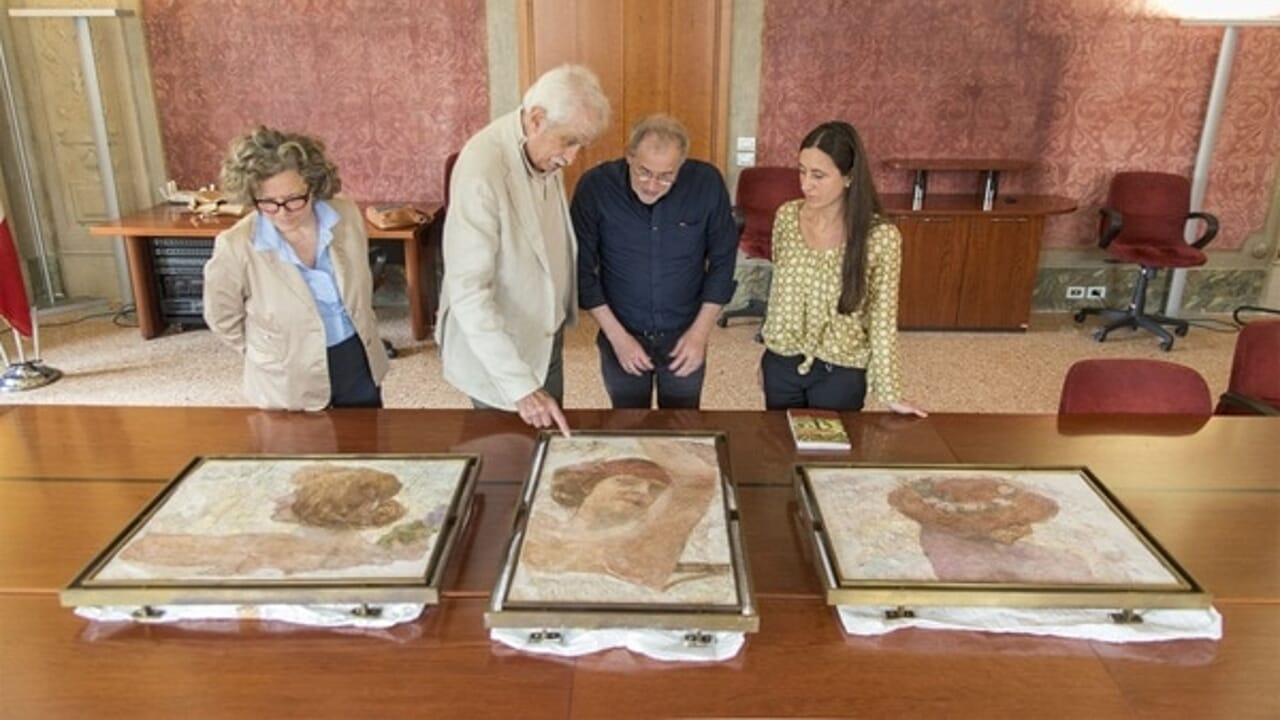 Do Hotel Storione aos Museus Cívicos Eremitani: a história "ousada" de... três cabeças