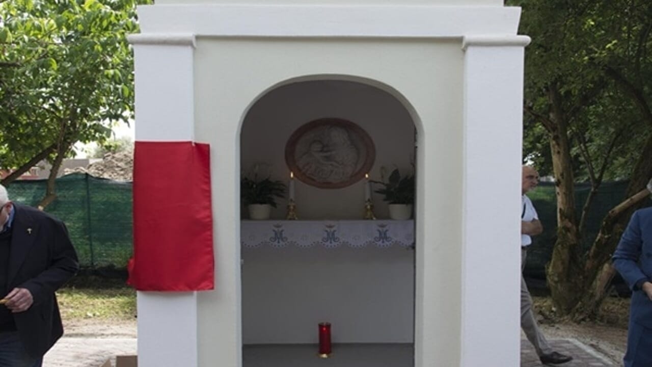 Ultimato il restauro del capitello votivo dedicato alla Madonna del Buon Consiglio