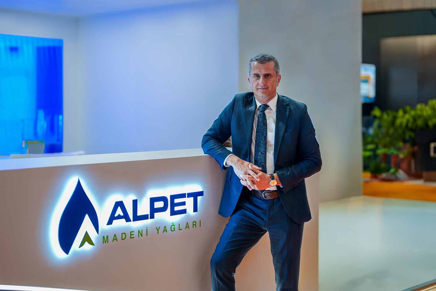 Alpet Mineral Oils erhielt von den Besuchern der Automechanika Istanbul Bestnoten für seine innovativen Produkte auf Basis von Forschung und Entwicklung