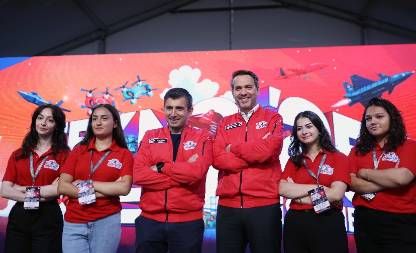 Messaggi importanti del Ministro Bayraktar ai giovani