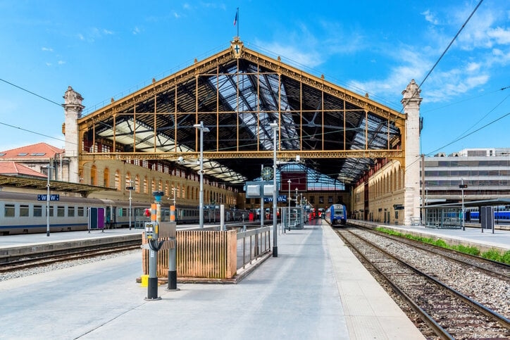Llega un nuevo competidor de la SNCF: ¿buenas noticias para tu bolsillo?