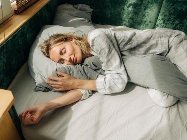 « Sleepmaxxing » : la tendance virale qui promet d'optimiser le sommeil