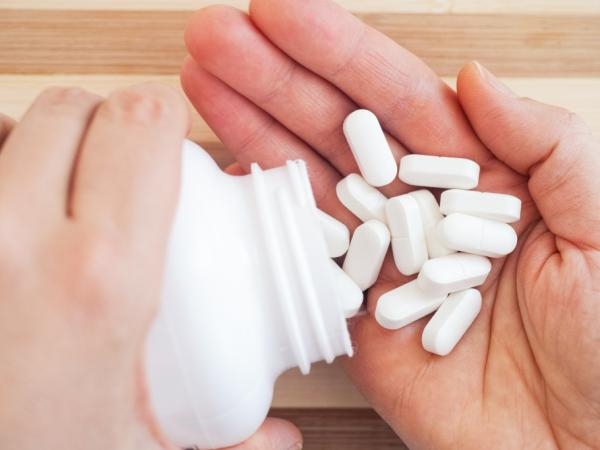 Es ilegal: Invima alertó y prohibió complementos vitamínicos que son muy peligrosos