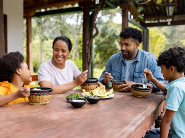 Comer en familia, un 'alimento' para el alma
