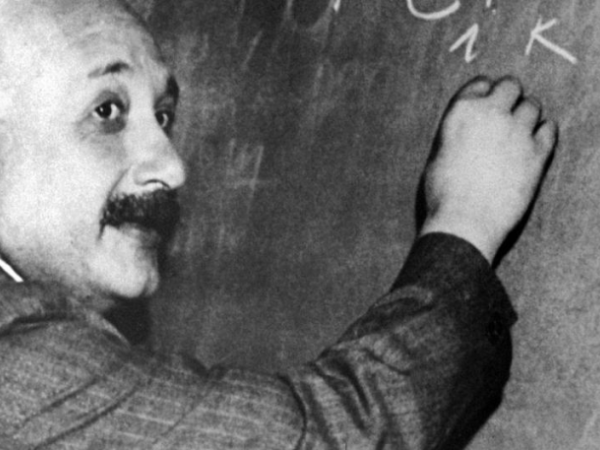 La historia de la nevera que Albert Einstein patentó: no necesitaba electricidad