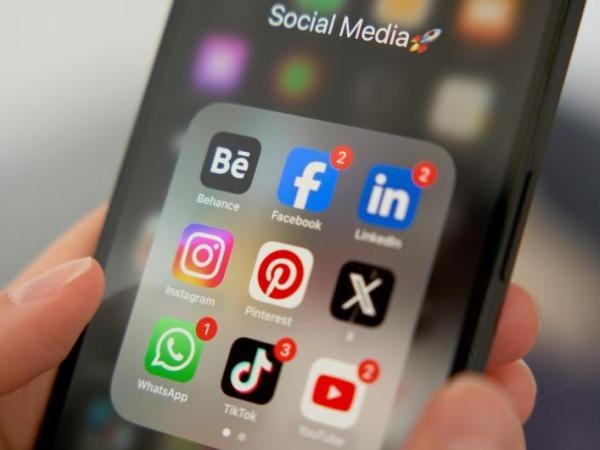 WhatsApp 2025: How to Create Your Profile Picture with AI