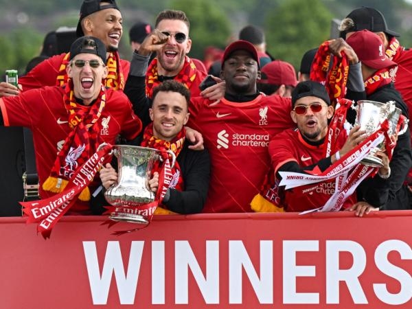 Sie wollen ihn aus Liverpool haben: Luis Díaz wird kritisiert, weil er nicht an der Beerdigung von Diogo Jota teilnahm
