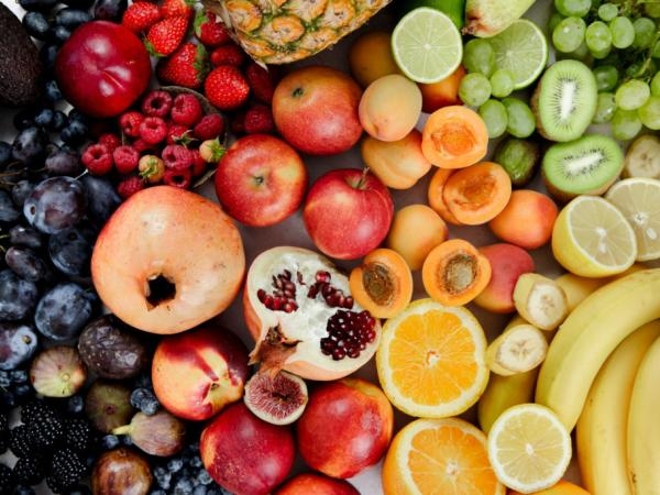 De meilleurs muscles et une meilleure acuité mentale : les 8 fruits les plus riches en protéines pour votre corps