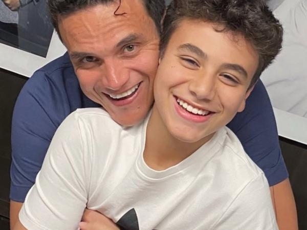 El hijo de Silvestre Dangond comparte cómo vive la gira musical de su papá