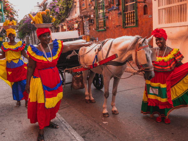 Cuántos años tiene que vivir en Colombia para obtener la nacionalidad