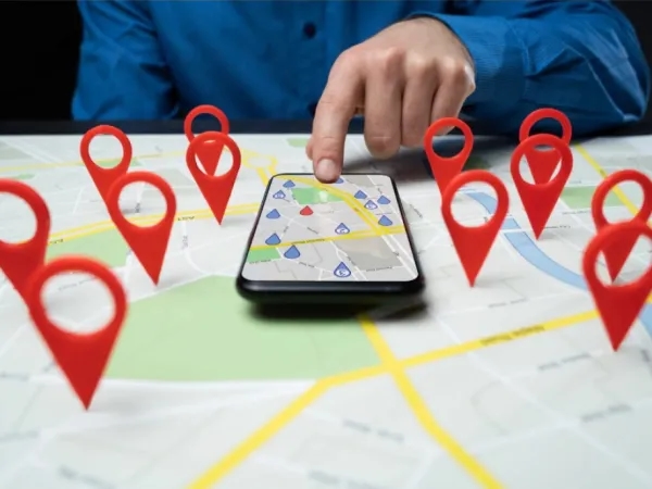 Los 10 lugares que los colombianos no dejan de buscar en Google Maps, según la IA