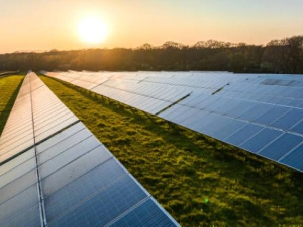 Das Ende der Solarmodule: Fenster schaffen, die Solarenergie erzeugen können