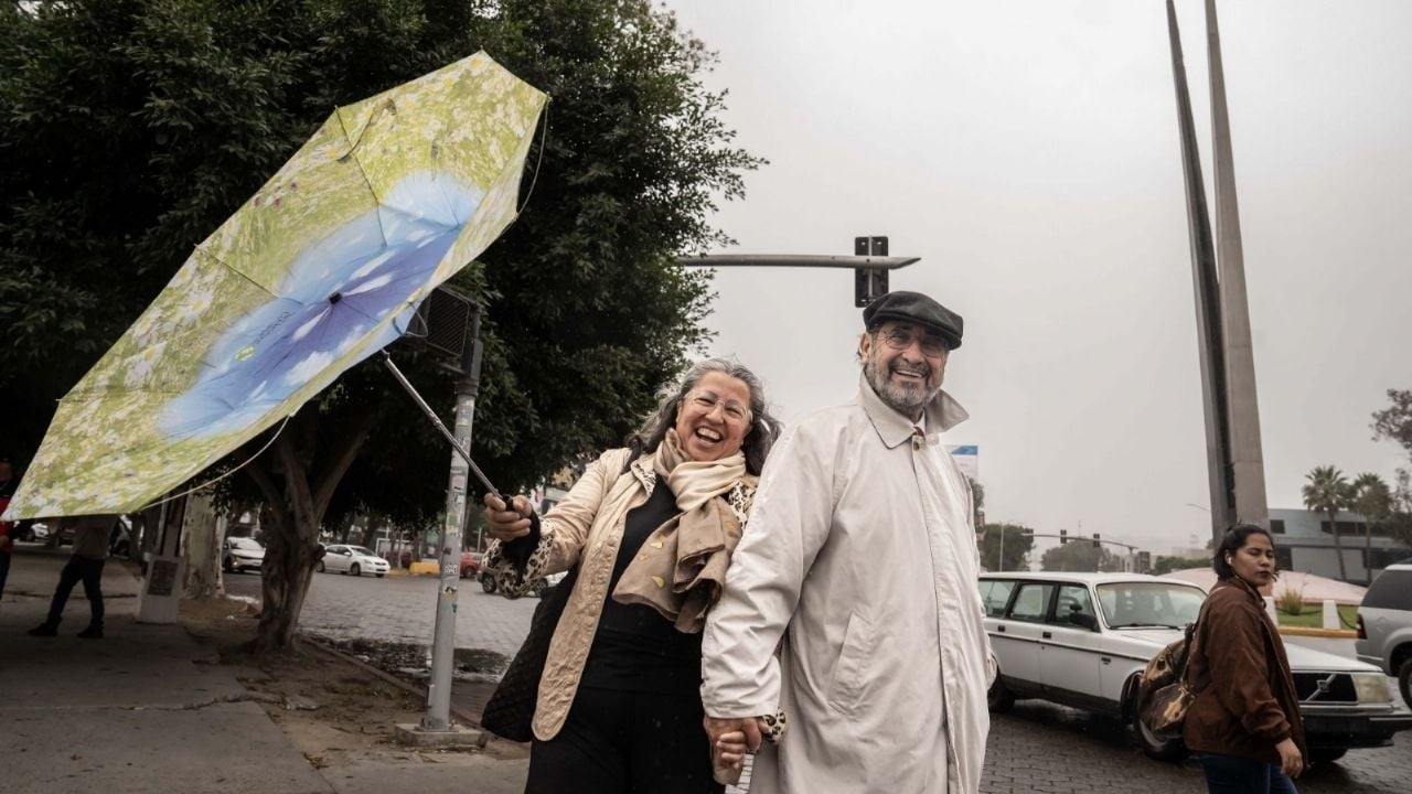 Fala tropikalna 40 będzie w czwartek nadal przynosić deszcz, zimno i przymrozki do tych stanów.