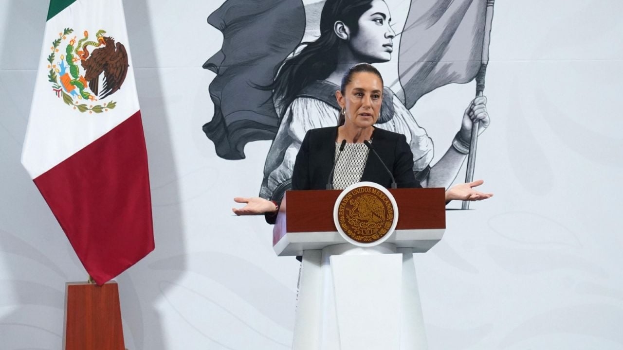 Sheinbaum rules out censorship and calls for the "modification or elimination" of an article in the new Telecommunications Law.