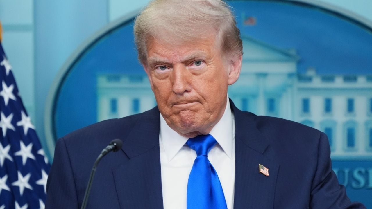 Judge temporarily blocks Trump's executive order seeking to end birthright citizenship