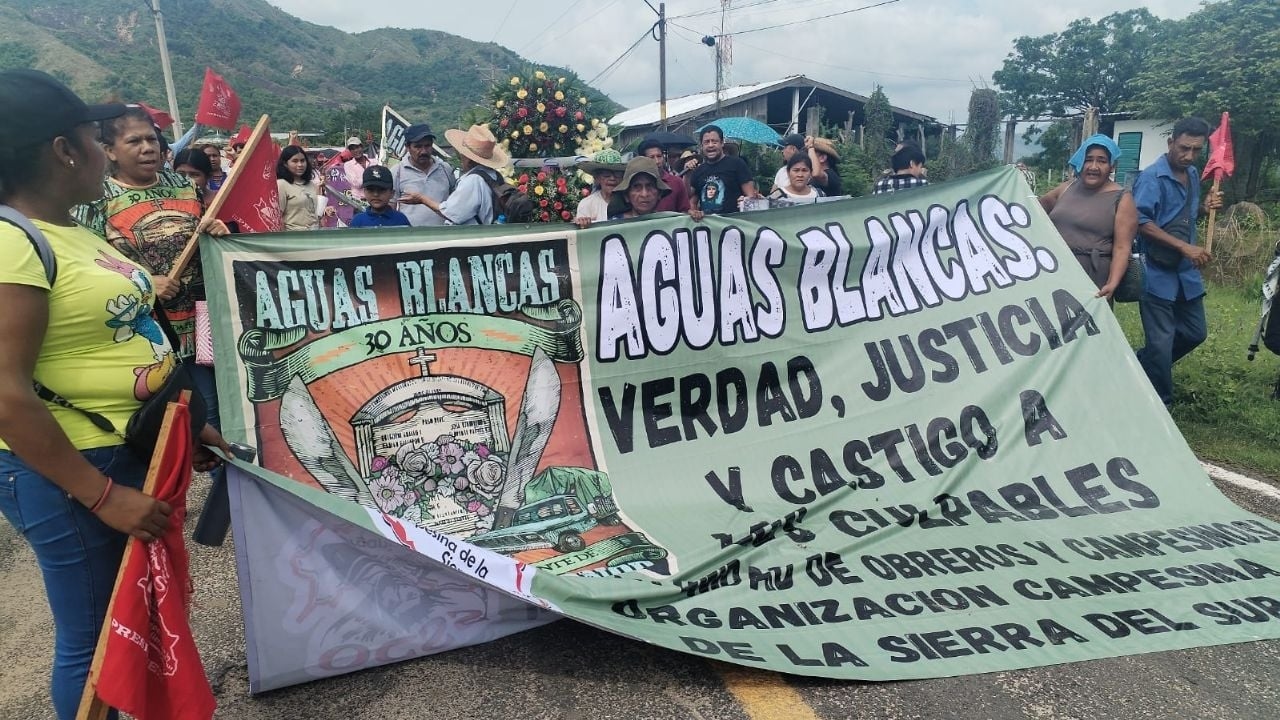 30 anni dopo il massacro di Aguas Blancas: marcia per la verità, la giustizia e la punizione dei colpevoli.