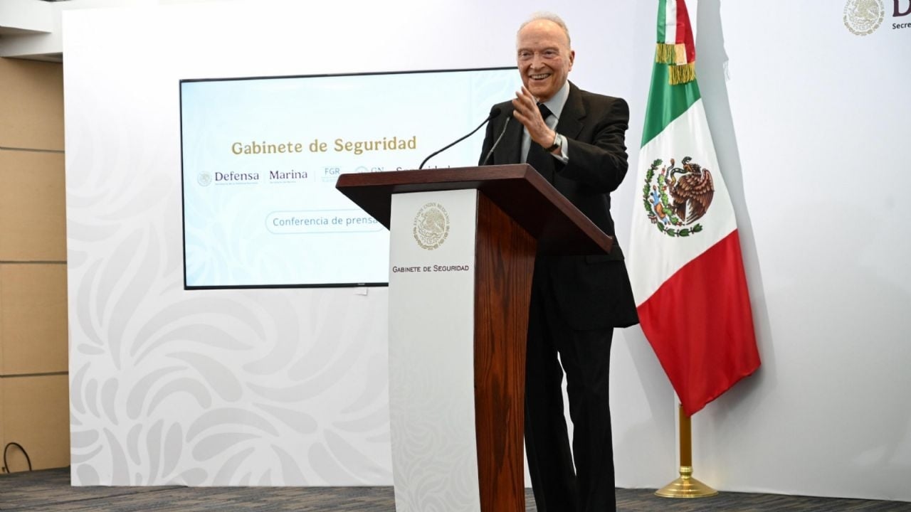 Gertz, Coatzacoalcos'ta gizli "mini rafineri" keşfini reddetti