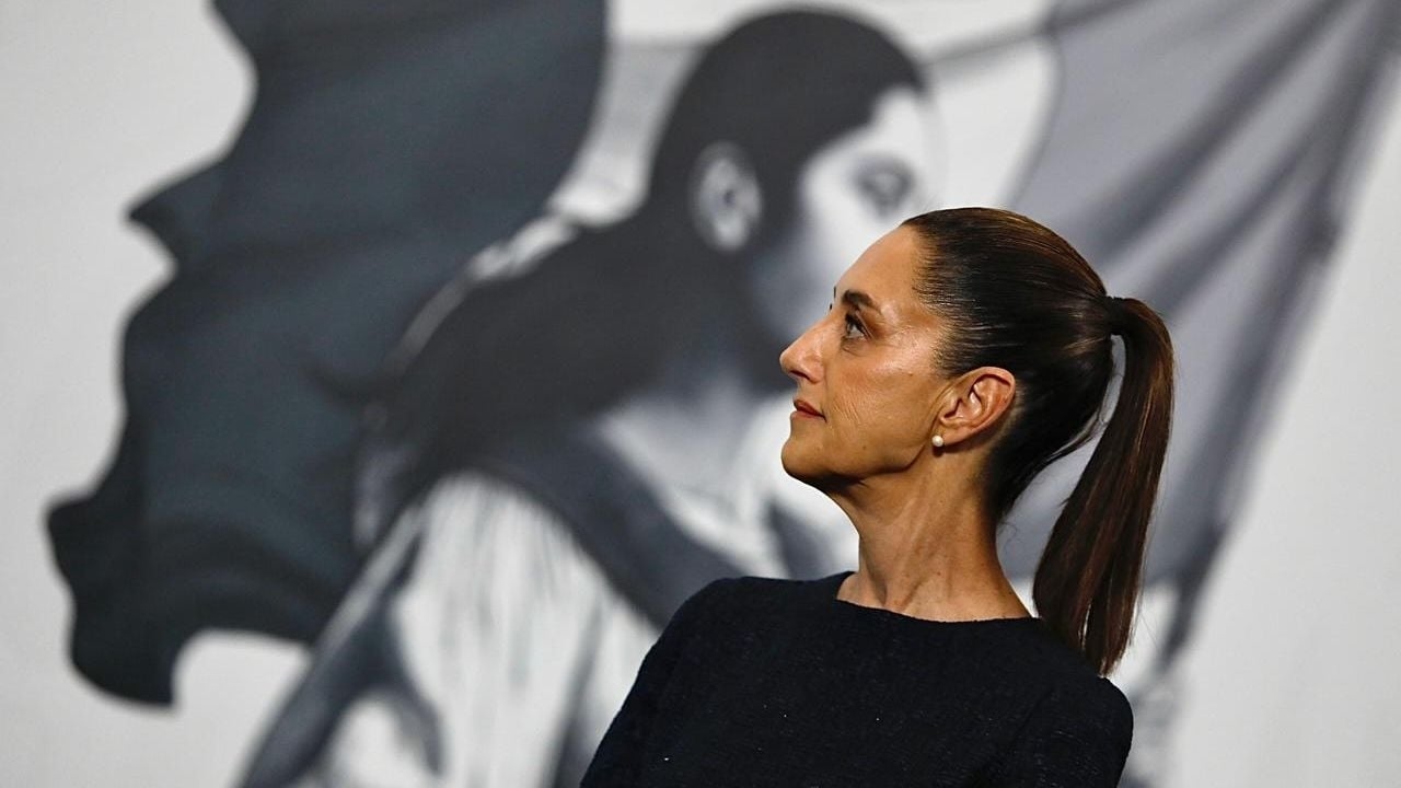 Sheinbaum rechaza y critica aumento de tarifas de Uber