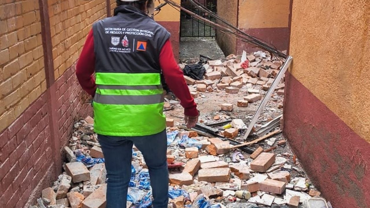 Explosão em prédio no bairro Independencia deixa sete feridos no bairro Benito Juárez.