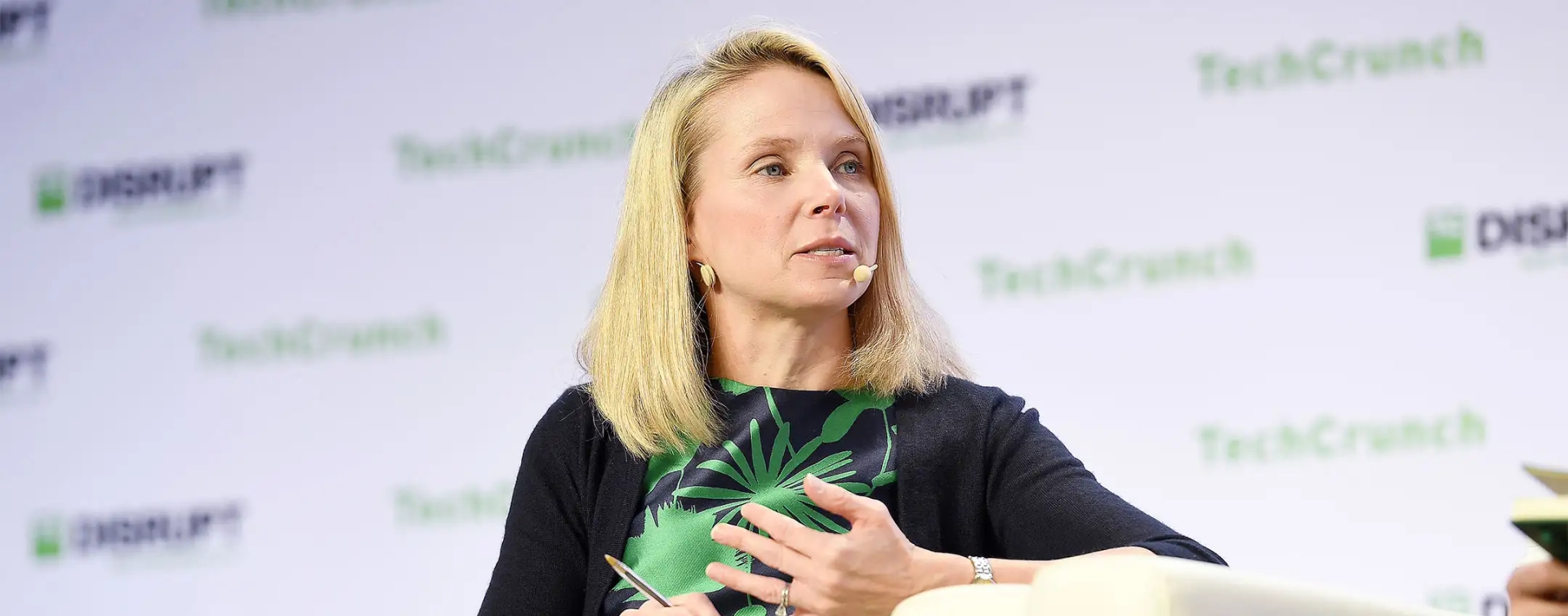 Dazzle, an AI assistant for Marissa Mayer too