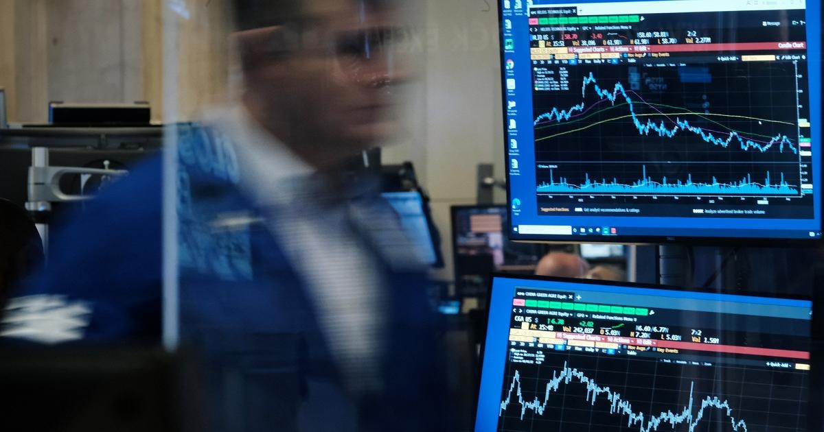 O Federal Reserve corta as taxas em 25 pontos-base, com mais dois cortes esperados em 2025.